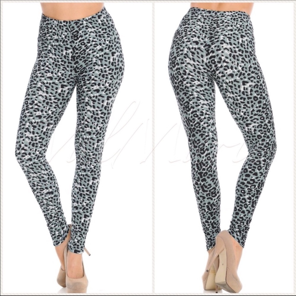 Snow Leopard Leggings - Picture 2 of 2